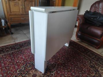 Table - Folding  beschikbaar voor biedingen