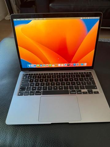 Macbook Air 2021 beschikbaar voor biedingen