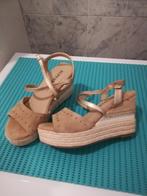 Damessandalen, Ophalen, Beige, Sandalen of Muiltjes, Gedragen