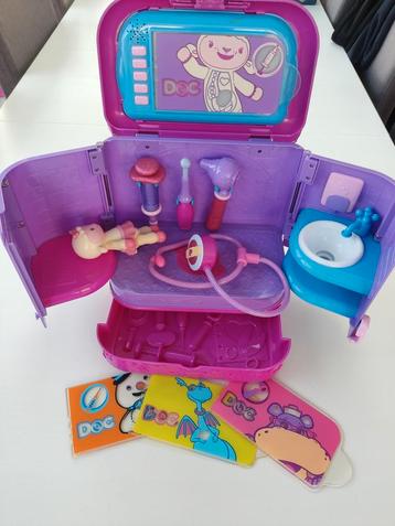 Doc McStuffins magische kliniek  beschikbaar voor biedingen