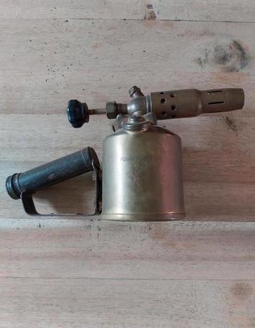 Vintage antieke Barthel koperen gasbrander. beschikbaar voor biedingen