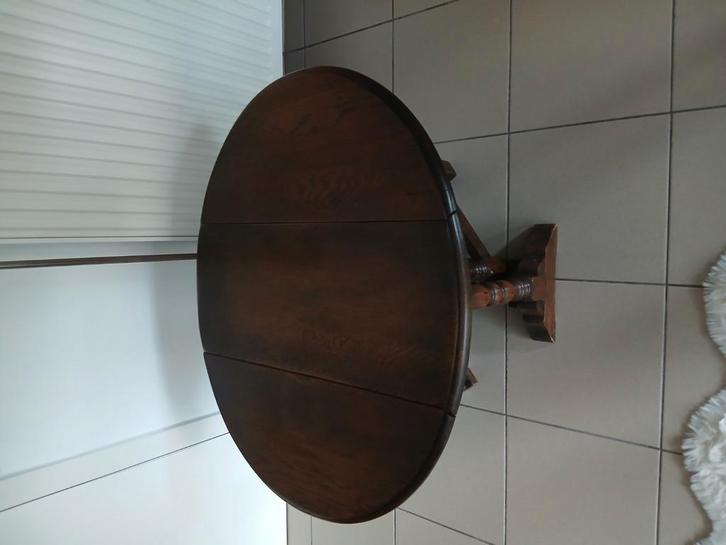 Eiken salontafeltje Engelse stijl, Huis en Inrichting, Tafels | Salontafels, Gebruikt, Ovaal, Ophalen