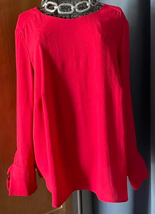 Blouse rouge feu Mayerline 50 État neuf, Vêtements | Femmes, Grandes tailles, Comme neuf, Chemisier ou Tunique, Rouge, Enlèvement ou Envoi