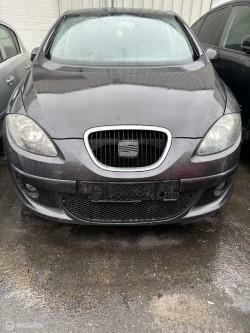 Voorbumper zwart Seat Altea XL 5P ('06-'15), Auto-onderdelen, Carrosserie, Bumper, Seat, Voor, Gebruikt, Ophalen of Verzenden