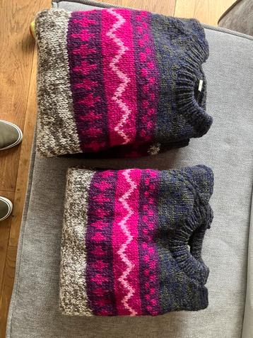 Nieuwe echte wollen truien nepal small en medium beschikbaar voor biedingen
