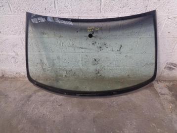 A vendre pare-brise VW Golf 4 Bora beschikbaar voor biedingen
