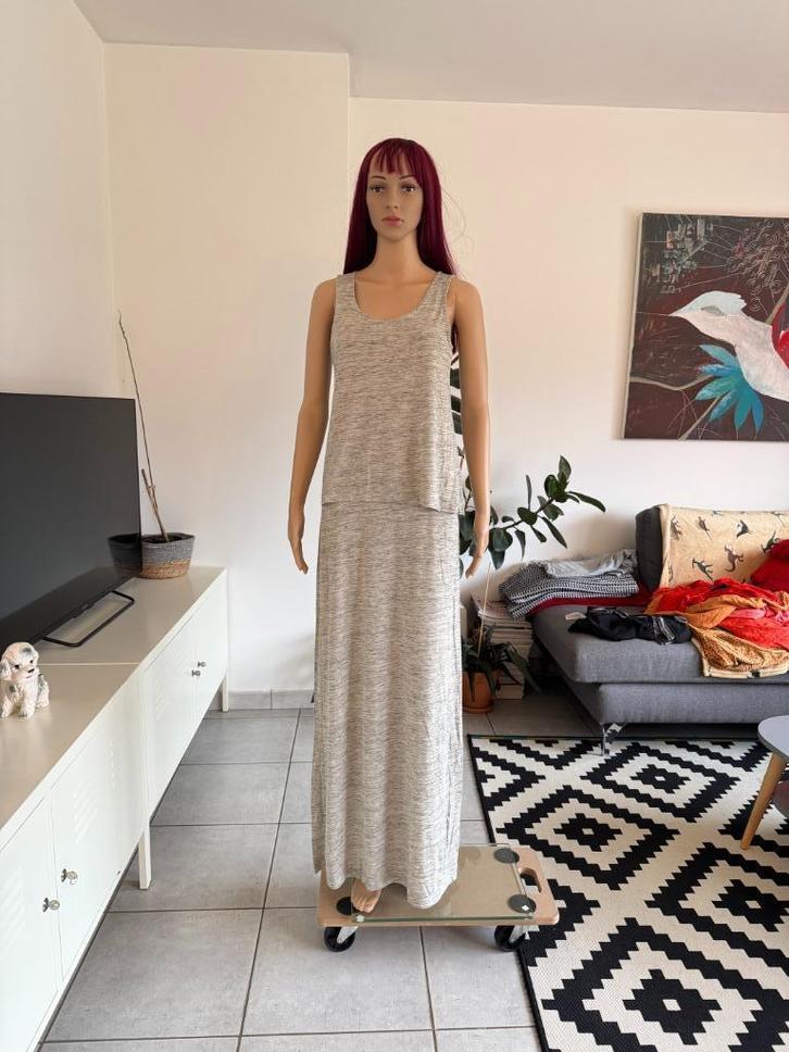 Robe longue sportive confortable et élégante Esprit (taille, Vêtements | Femmes, Robes, Porté, Taille 36 (S), Gris, Sous le genou