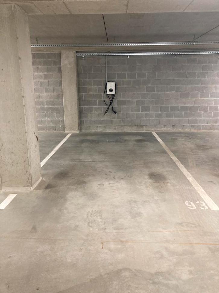Parking space for rent - centre Antwerpen, Immo, Garages en Parkeerplaatsen, Antwerpen (stad)
