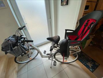 Velo + siège enfant, Enlèvement, Comme neuf