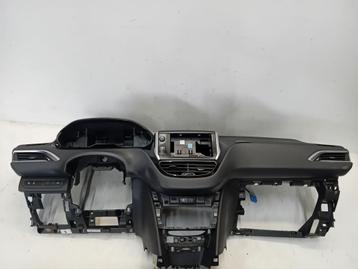 DASHBOARD Peugeot 2008 (CU) (01-2013/12-2019) beschikbaar voor biedingen