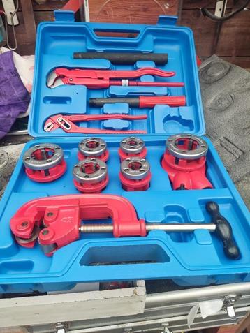 handgereedschap, Enlèvement, Comme neuf