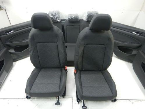 VW Golf 8 Interieur Stof Comfortline met Deurpanelen RHD, Auto-onderdelen, Interieur en Bekleding, Volkswagen, Gebruikt, Ophalen of Verzenden