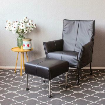 8 Prachtige Montis Charly fauteuils + hocker - zwart leder beschikbaar voor biedingen