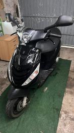 Zip injectie A klasse, Fietsen en Brommers, Ophalen, Zip, Klasse A (25 km/u), Zo goed als nieuw