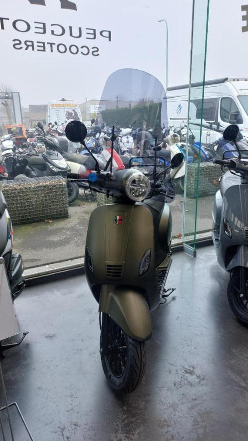 GTS toscana exclusive nieuwe scooter A/B euro 5, Fietsen en Brommers, Scooters | Overige merken, Nieuw, Benzine, Ophalen