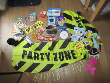 Party artikelen ,vanalles om feestje te geven feestartikelen beschikbaar voor biedingen