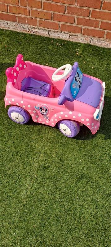 Elektrische wagen.met accu oplader. beschikbaar voor biedingen
