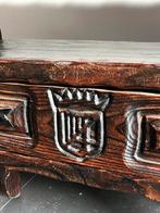 Antiek tafeltje, Maison & Meubles, Accessoires pour la Maison | Coffres, Enlèvement, Comme neuf