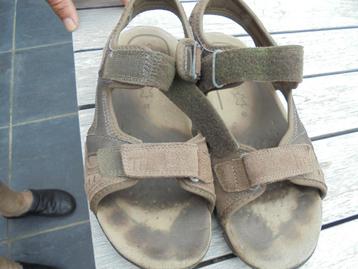 Sandalen GEOX maat 40 beschikbaar voor biedingen