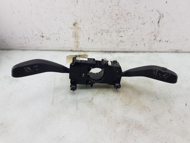 COMBISCHAKELAAR STUUR Skoda Fabia II Combi (01-2007/12-2015), Auto-onderdelen, Dashboard en Schakelaars, Skoda, Gebruikt