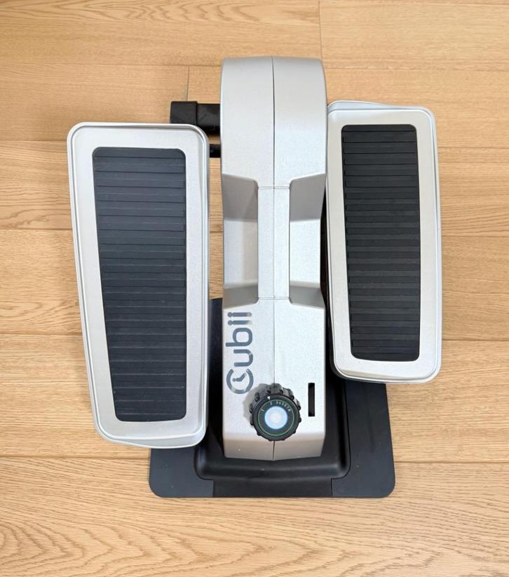 Cubii Pro Chrome / Hometrainer / Bureaufiets / Stoelfiets, Sport en Fitness, Fitnessapparatuur, Zo goed als nieuw, Stoelfiets