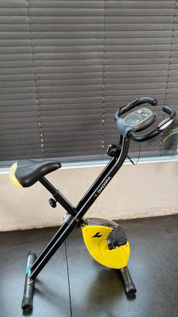 Hometrainer. 20 euro beschikbaar voor biedingen