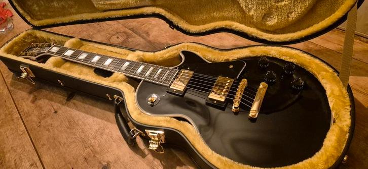 Nieuwe Epiphone Les Paul Custom Ebony IGC + pickup upgrade, Muziek en Instrumenten, Snaarinstrumenten | Gitaren | Elektrisch, Nieuw