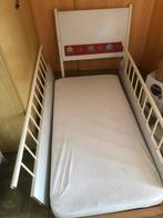 Kinderbedje + matras, Comme neuf, Matelas, Enlèvement