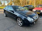 Mercedes-Benz C220 CDI Sportcoupe ( slaat niet aan )., Auto's, 4 zetels, 4 cilinders, Blauw, Parkeersensor