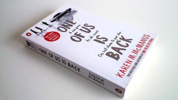 ONE OF US IS BACK : Deel 3 trilogie Karen M. McManus (nieuw) beschikbaar voor biedingen