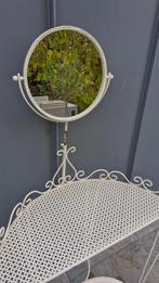 Mathieu Matégot - Petite coiffeuse vintage en tôle perforée, Ophalen