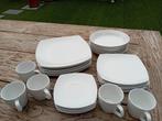 ZEER MOOI WIT SERVIES 29 STUKS IN PERFECTE STAAT, Antiek en Kunst, Antiek | Servies compleet, Ophalen