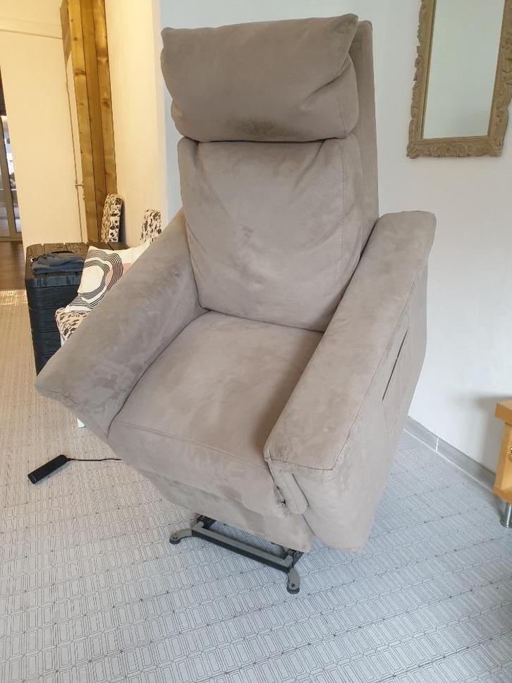 fauteuil releveur, Maison & Meubles, Fauteuils, Comme neuf, Cuir, Enlèvement