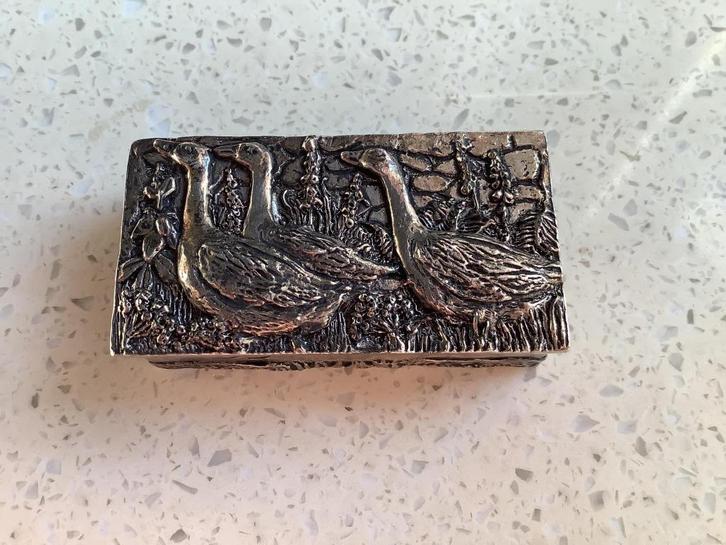 Verzilverd doosje met 3 ganzen, Antiek en Kunst, Antiek | Zilver en Goud, Ophalen of Verzenden