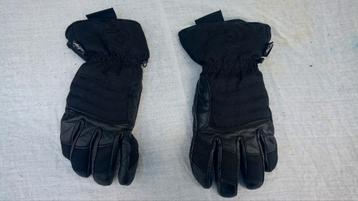 zwarte handschoenen voor motorrijders