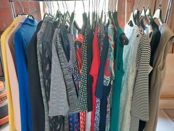 Volledig rek vrouwenkleding maat 40-42 (27 stuks), Enlèvement, Porté, Taille 38/40 (M)