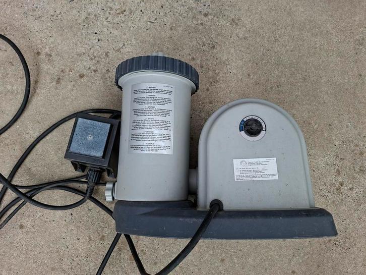 Intex zwembadpomp, Tuin en Terras, Zwembad-toebehoren, Gebruikt, Zwembadpomp, Ophalen