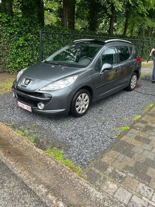 Peugeot 207sw 115000km 1.6 benzine, Auto's, Peugeot, Particulier, Isofix, Benzine, Euro 4, Automaat, Leder, Ophalen