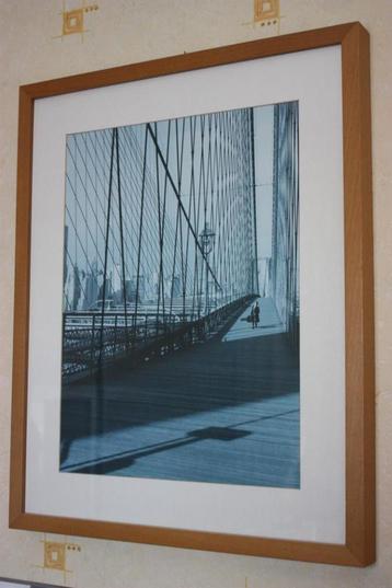 Kader met ingelijste afbeelding Brooklyn Bridge beschikbaar voor biedingen