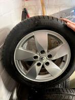 set (4x) banden op velgen goodyear efficient grip Renault, Ophalen, Band(en)