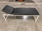 Massagetafel - EHBO-bed, Ophalen, Zo goed als nieuw, Massagetafel