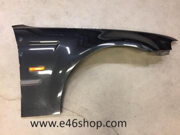 Voorspatbord BMW E46 COMPACT BLACK SAPHIRE  disponible aux enchères