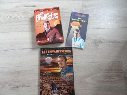 Coffret 12 DVD - Les envahisseurs + 2 livres sur la série, Cd's en Dvd's, Dvd's | Science Fiction en Fantasy, Zo goed als nieuw
