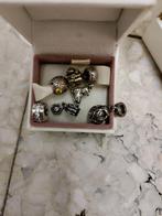 Lot de breloques Pandora + 1 clip avec strass, Pandora, Autres matériaux, 4 bracelets à breloques ou plus, Utilisé