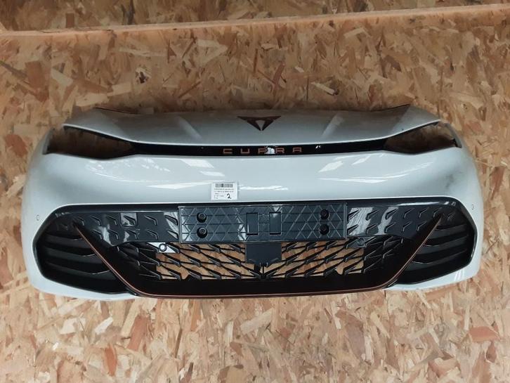 BUMPER VOOR Cupra Born 58 (EBJC) (01-2021/-), Auto-onderdelen, Carrosserie, Bumper, Seat, Voor, Gebruikt