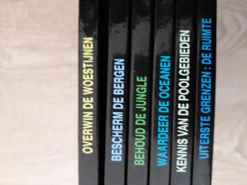 Informatieve boeken wetenschap Artis Historia beschikbaar voor biedingen