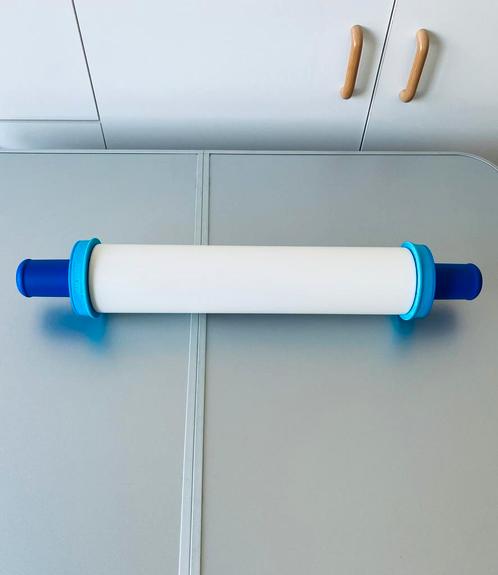 🍄 Tupperware . Deegrol +  koekjesvormen in TOPSTAAT, Huis en Inrichting, Keuken | Tupperware, Zo goed als nieuw, Ophalen of Verzenden