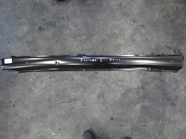 DORPEL RECHTS Partner Tepee (7A / B/C/D/E/F/G/J/P/S), Auto-onderdelen, Overige Auto-onderdelen, Peugeot, Gebruikt