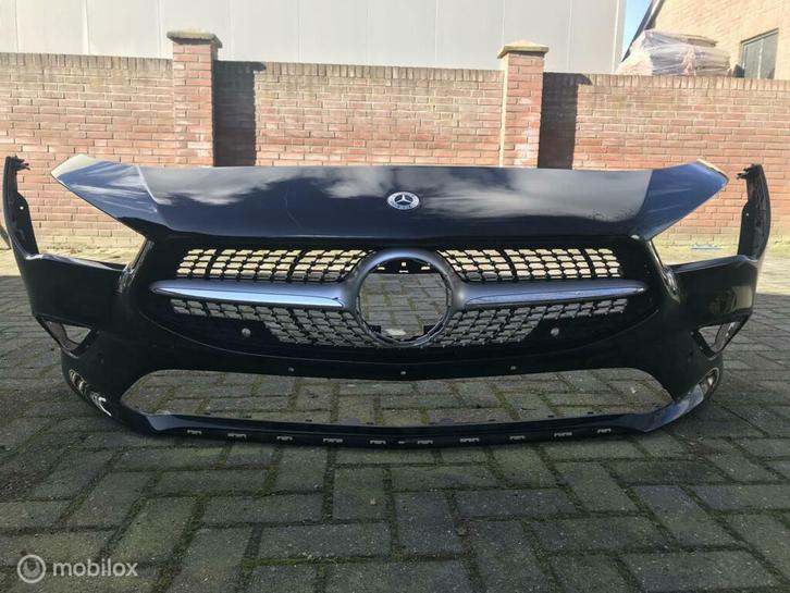 Mercedes CLA-klasse C118 X118 Bumper Diamond grille, Auto-onderdelen, Carrosserie, Bumper, Mercedes-Benz, Voor, Gebruikt, Ophalen of Verzenden
