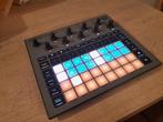 Novation Circuit Rhythm groovebox, Muziek en Instrumenten, Midi-apparatuur, Ophalen of Verzenden, Zo goed als nieuw